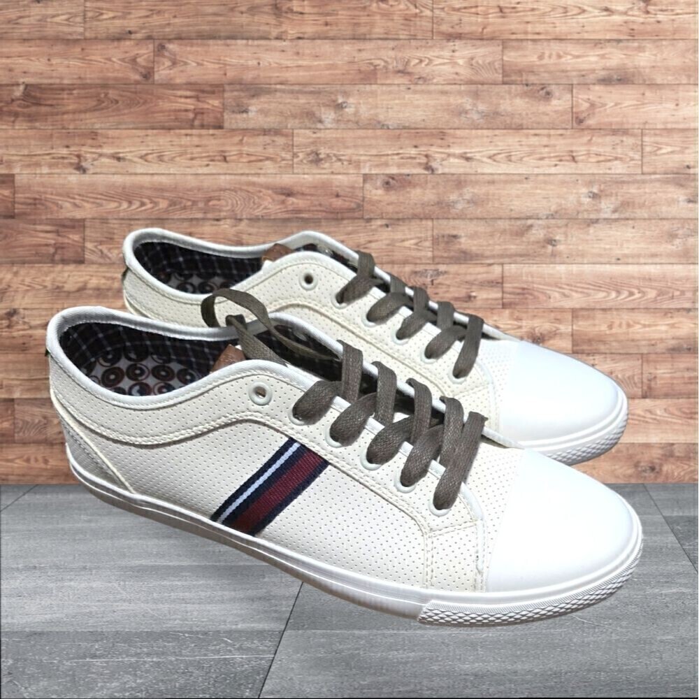 New Ben Sherman Madison Perforated Cream and White Sneakers 9